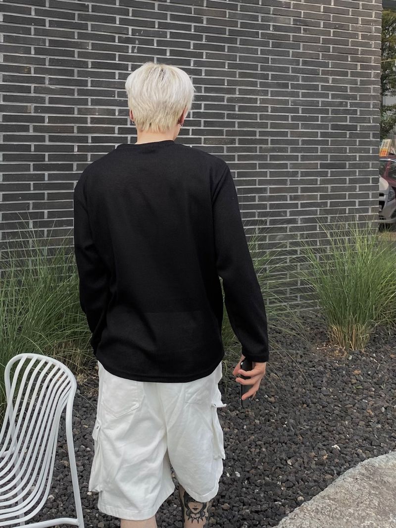 White Cargo Bermuda Pants