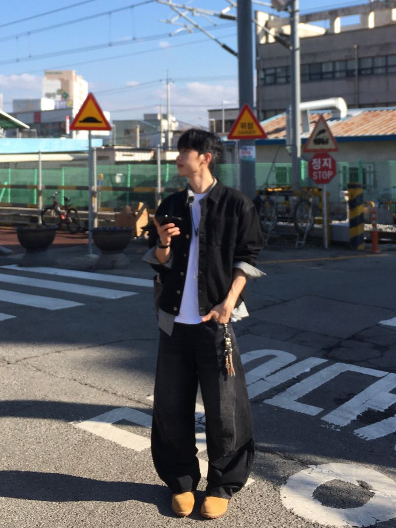 Flow Denim Shacket (M, L / 2colors)