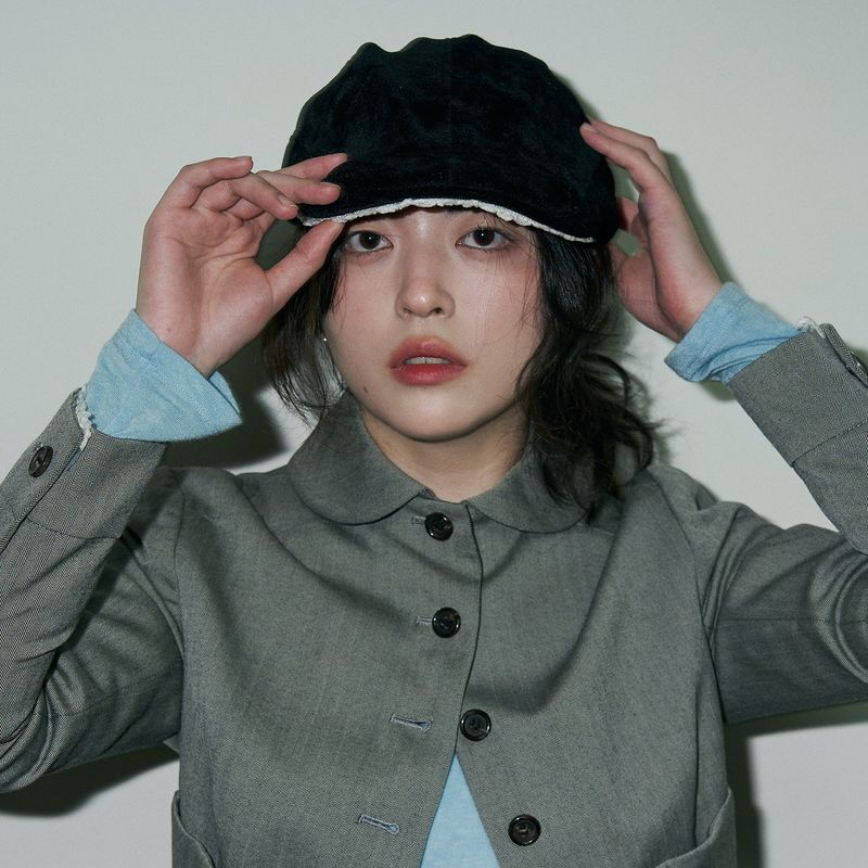 lace trimming hunting cap