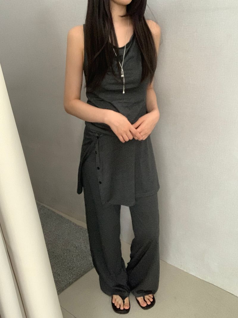[set] Willow Drape Sleeveless Top &   Elastic-Waist Skirt-Pants Set