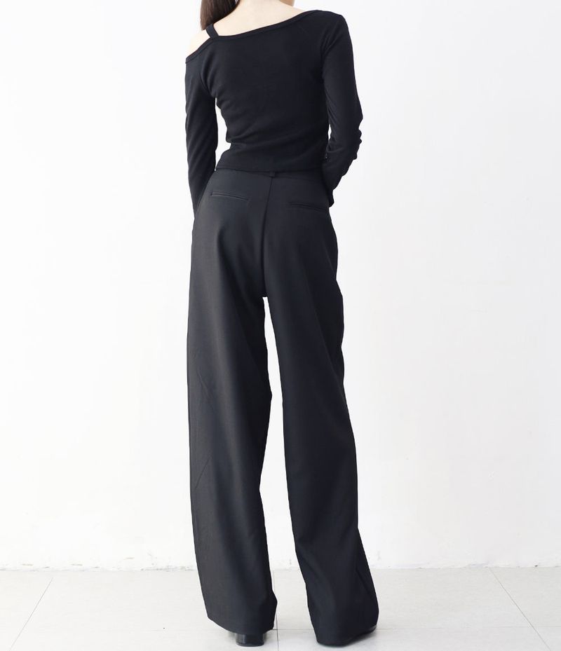 Lush Asymmetrical One-Shoulder Snap T-shirt