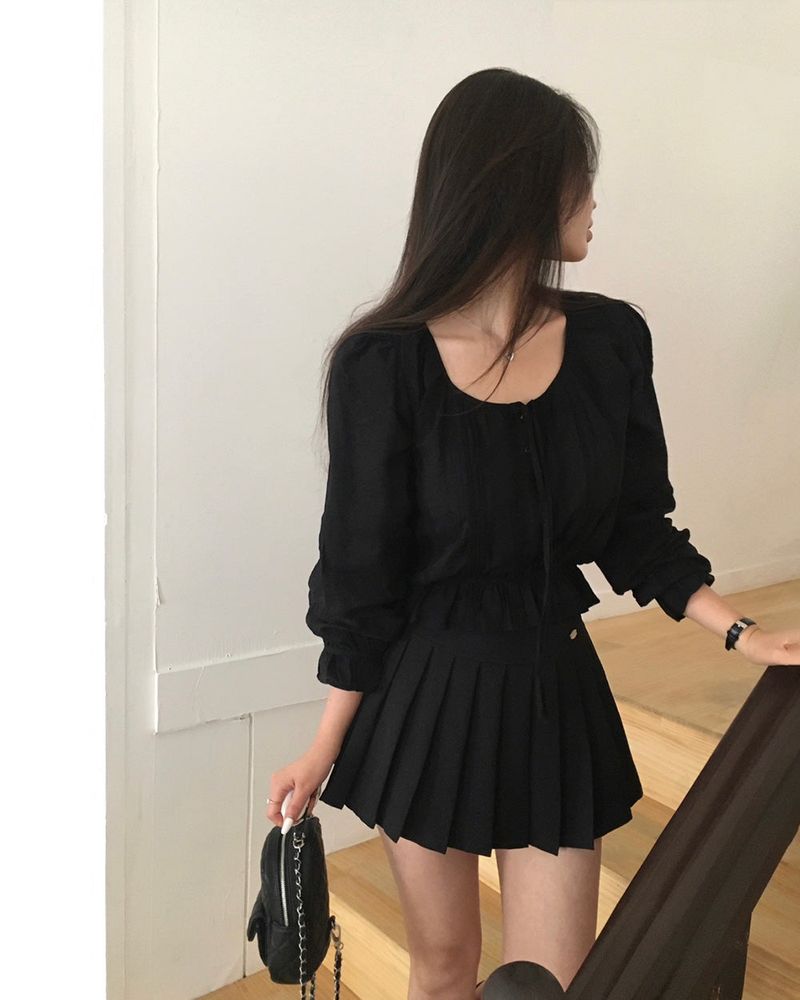 [MADE] Lower, frill long sleeve blouse