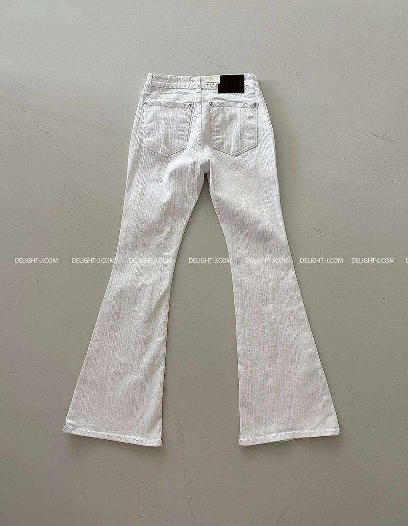 Basic Low-Rise Bootcut Pants