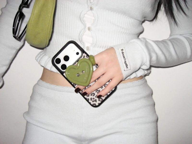 Wild Leo phone case (Mocha Gray)