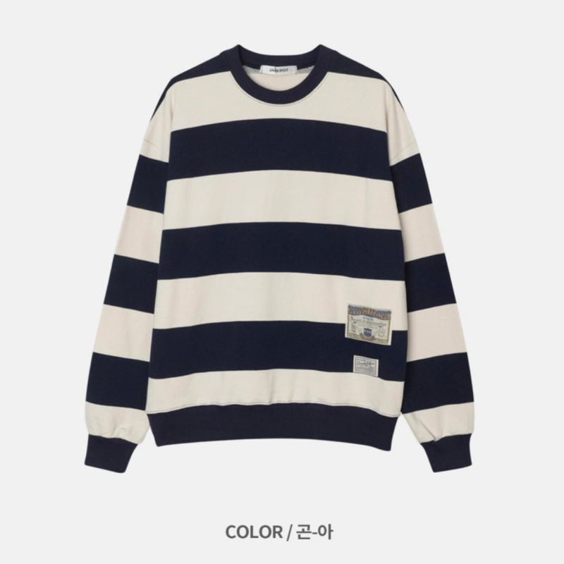 Mentor Patch Dangara Loose Fit Sweatshirt