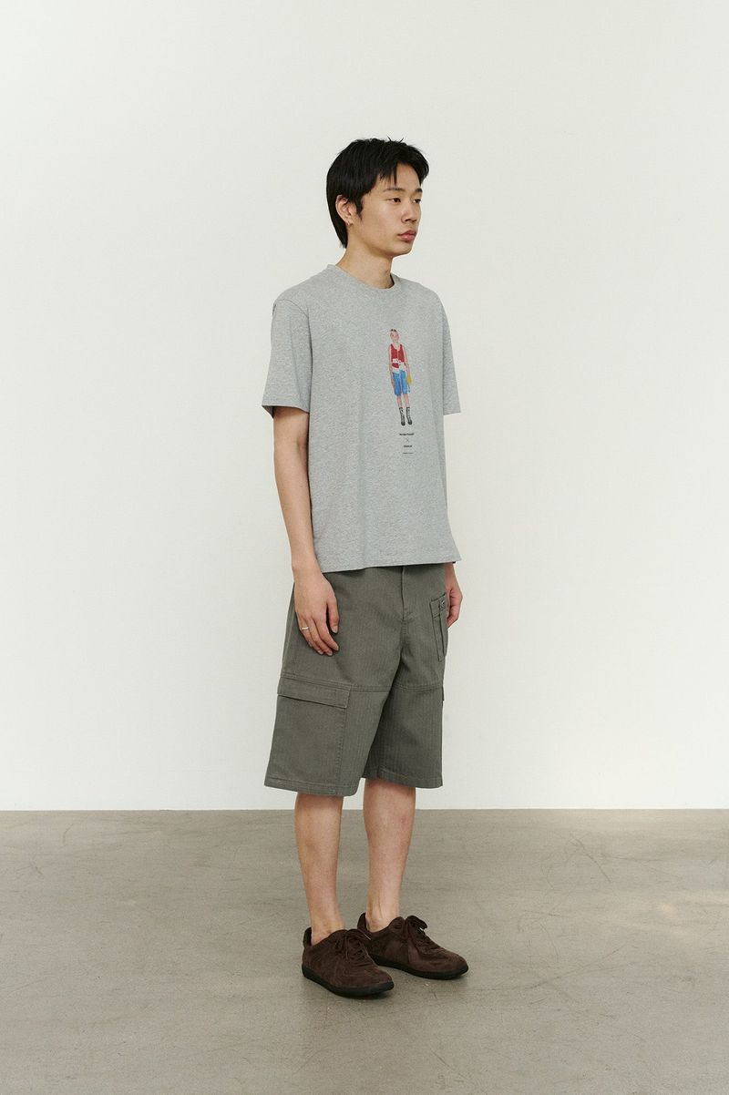 Paneled Cargo Pockets Herringbone Twill Shorts (Washed Khaki)