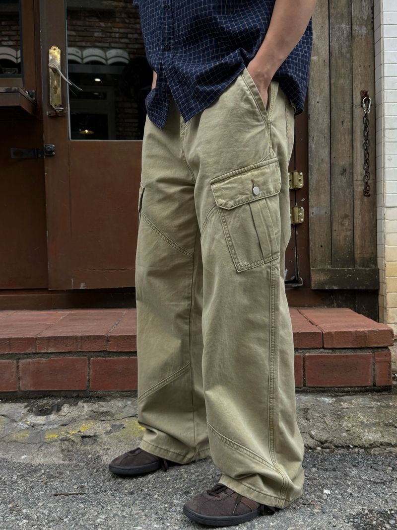 Down pigment dining cargo pants