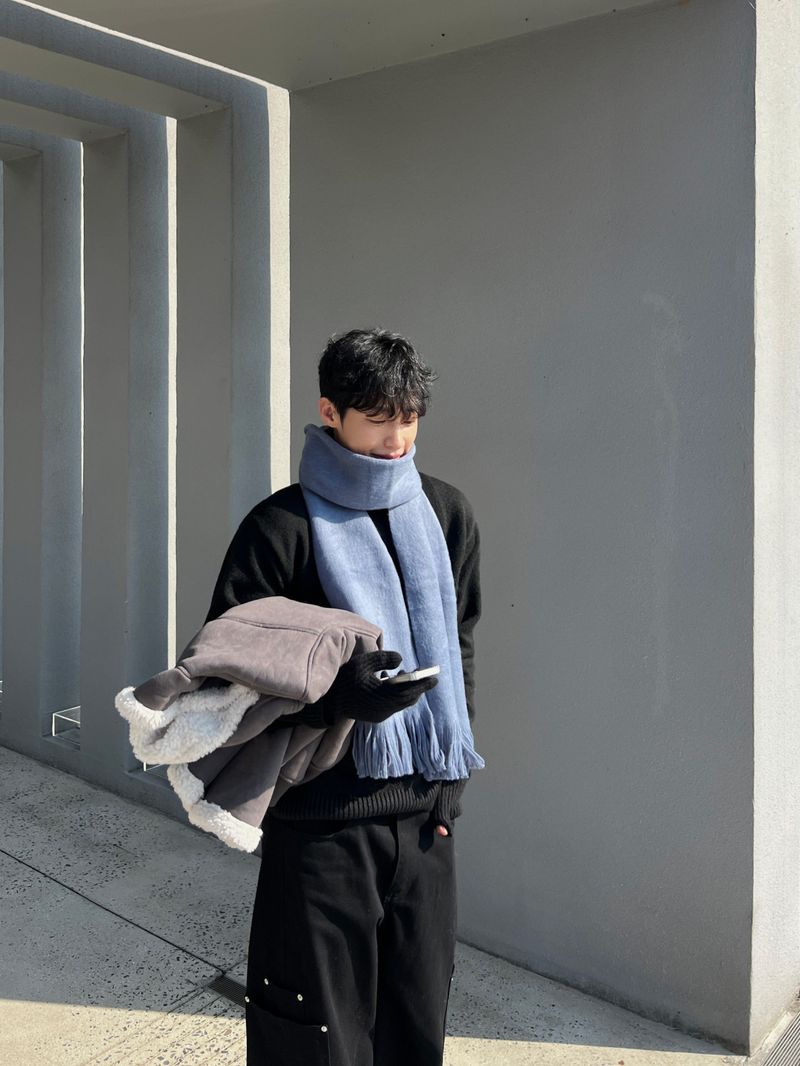 Bellin Wool Round-Neck Knit (8 Colors, M / L)