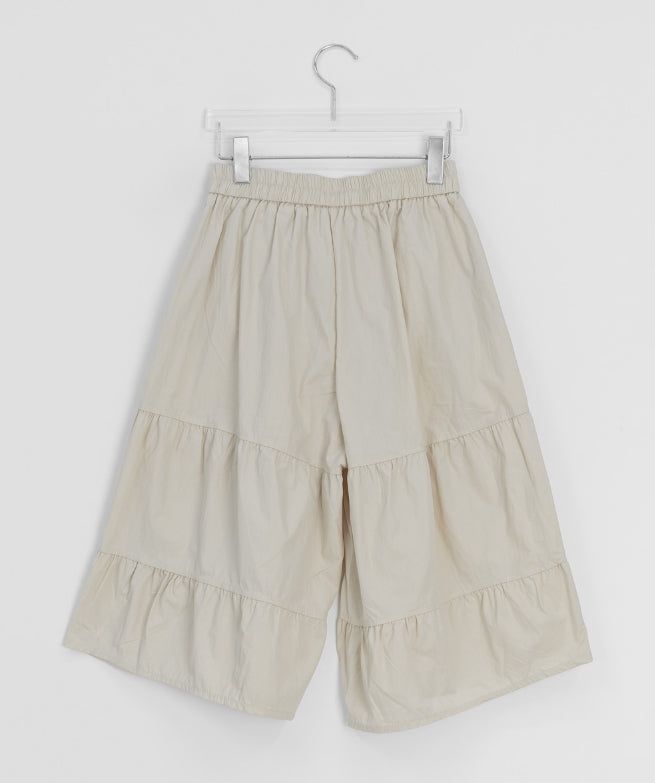 Leade Shirring Tiered Bermuda Banding Pants
