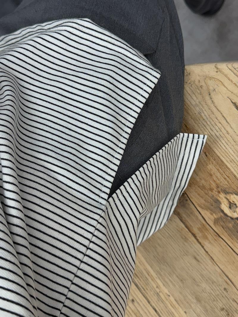 ASCLO Thin Border Slit T Shirt (2color)