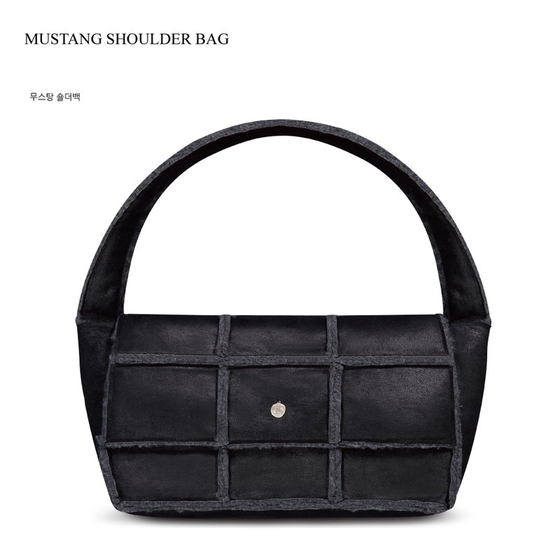 MUSTANG SHOULDER BAG_BLACK