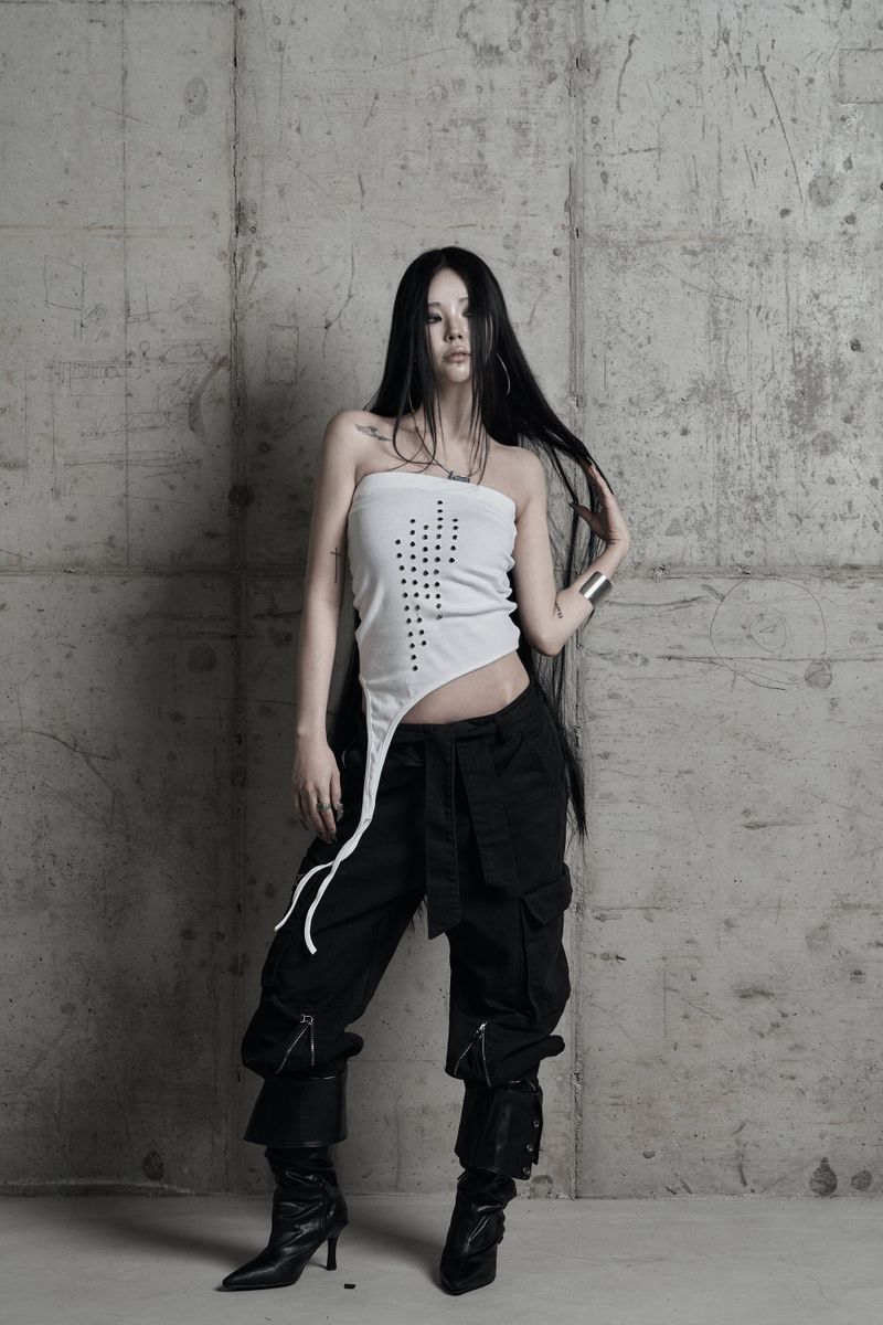 [label] studded asymmetric strap tank top WHITE