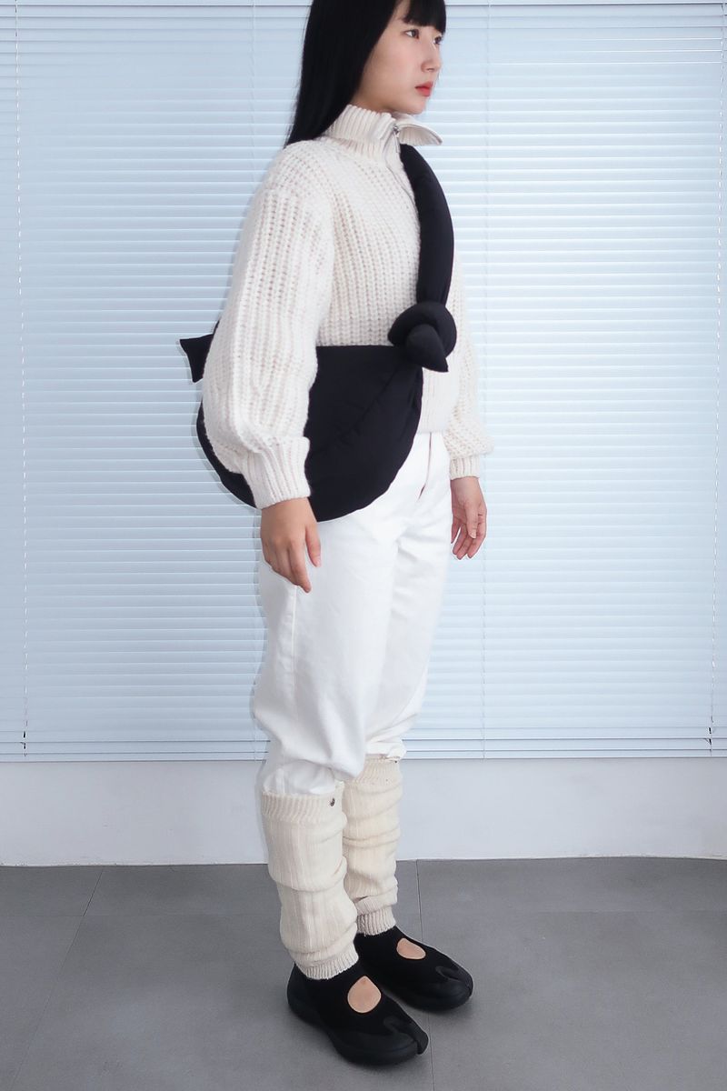 PILLOW CROSS BAG BLACK