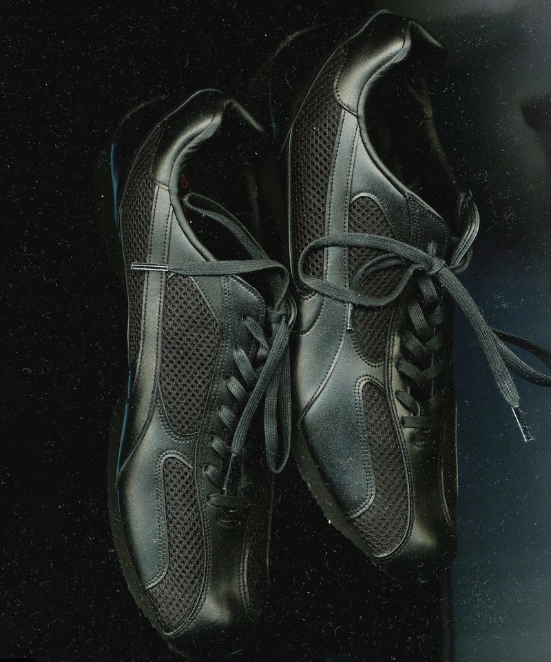 YASE（ヤセ）の「[Lab Series] Spider Leather Sneakers Black（Shoes）」