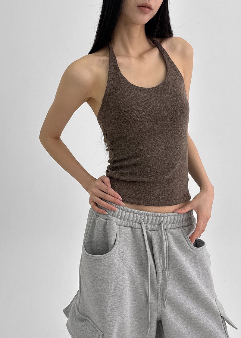 BLACKUP（ブラックアップ）の「[MADE] Kit Fleece Halter Top (built-in Cap)（Tops）」