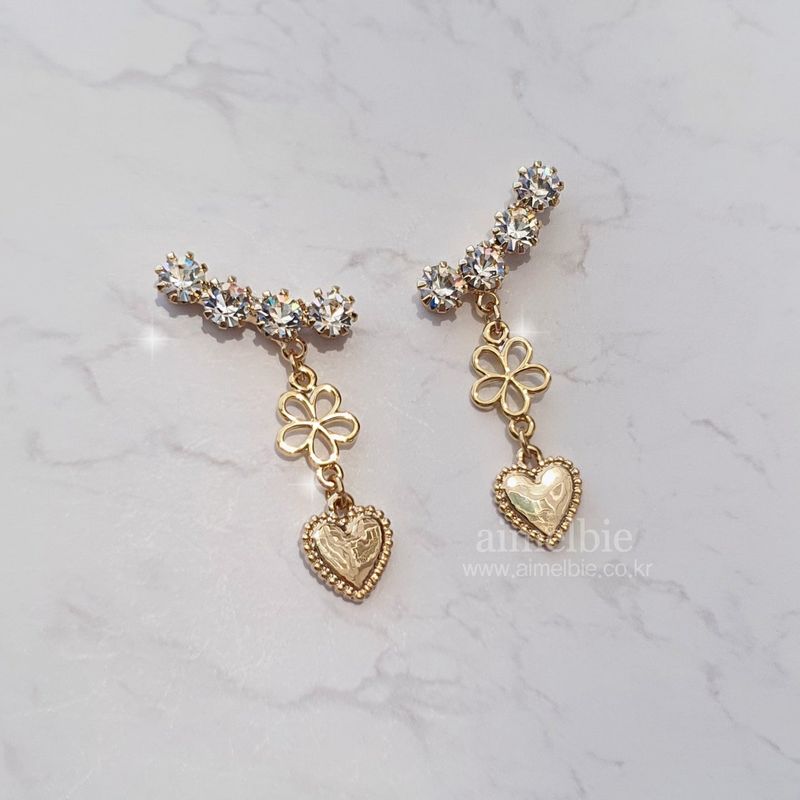 Flower Heart Wing Earring