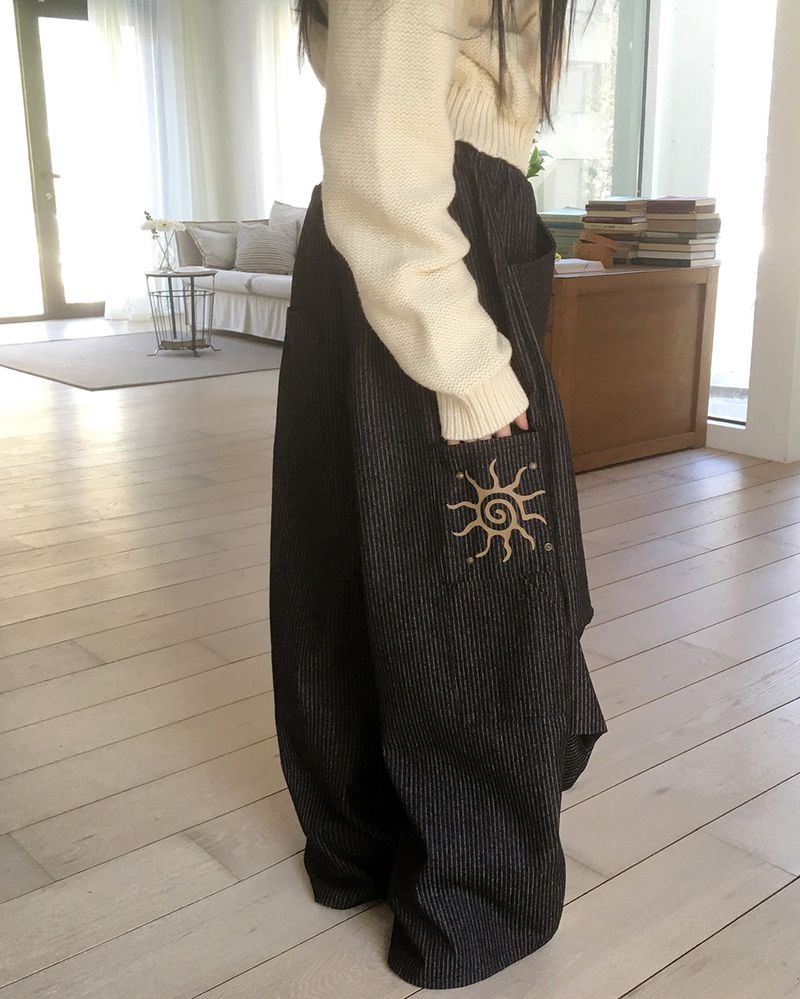 WONDER WONDER（ワンダーワンダー）の「Sunve Rivet Stripe Balloon Fit Two Way Denim Pants（Pants）」