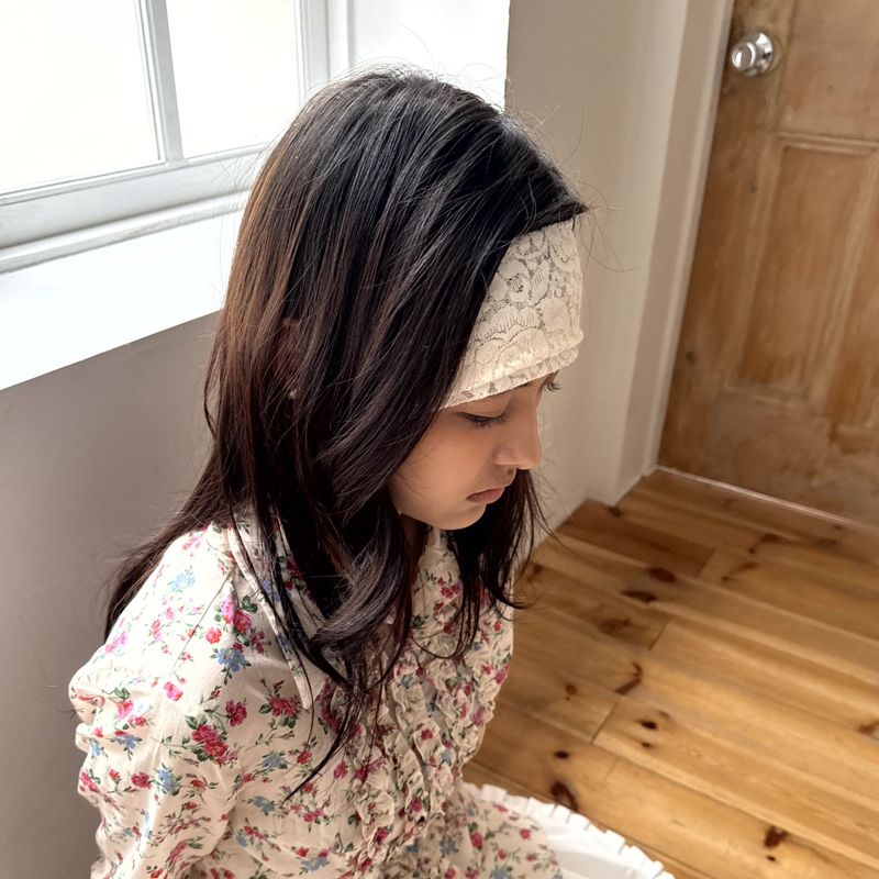 SIEOR（シオル）の「ロアレースヘアバンド（ヘアアクセサリー）」