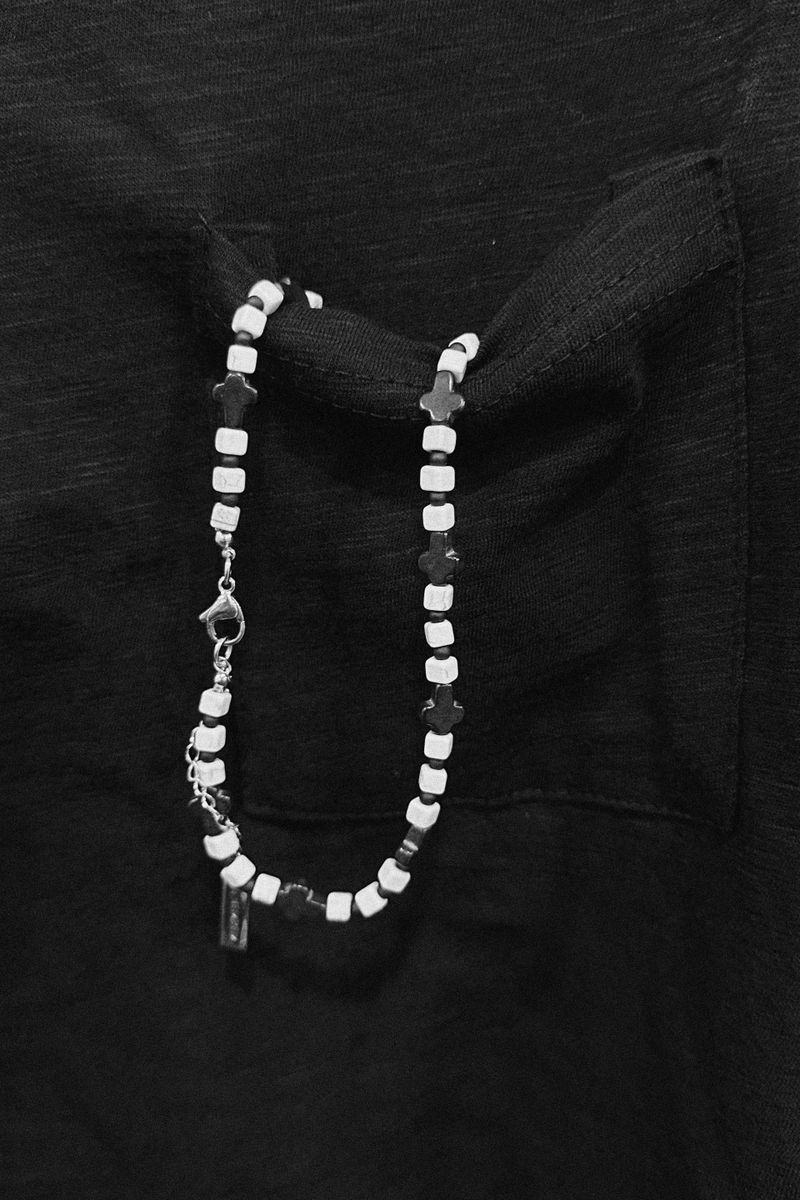 P:ReinSein（レインセイン）の「ブラック クロス ストーン ネックレス（アクセサリー）」