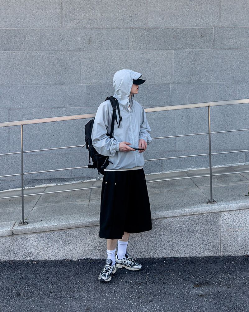 Insert Mesh Hood Windbreaker