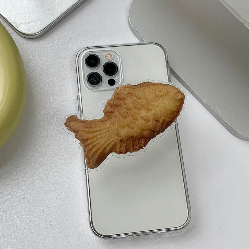 withsome(ウィズサム)の「Real fish-shaped bun Cream Acrylic Smart Tok(Smartphone Accessories)」