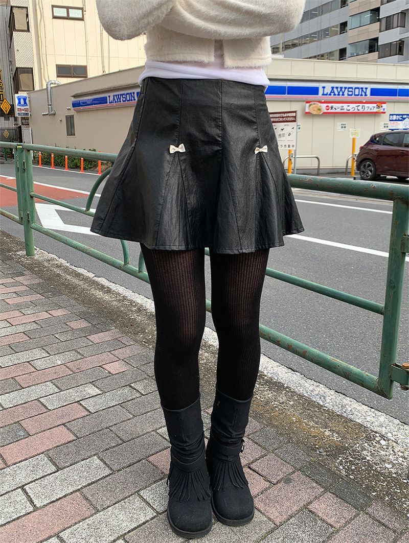 RIBBON FLARE LEATHER MINI SKIRT (2C)