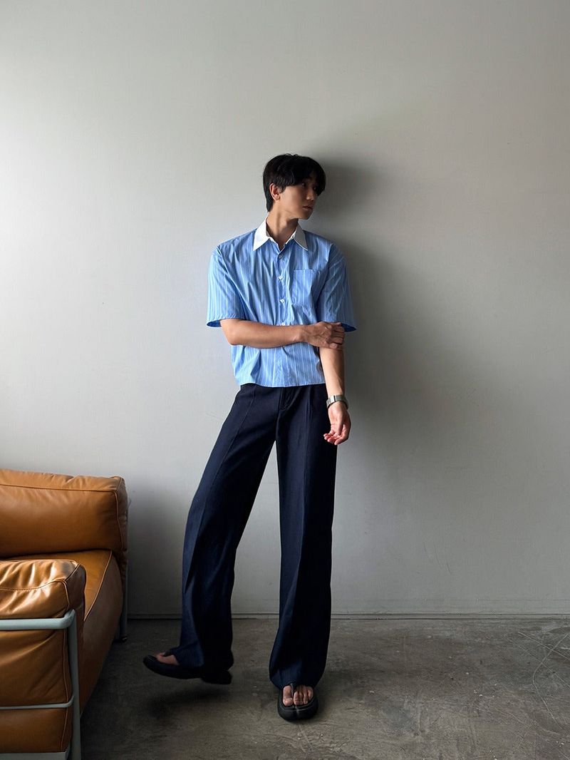 ASCLO（エジュクロ）の「[A-S0267] クレリックストライプ半袖シャツ (2色)（Tops）」