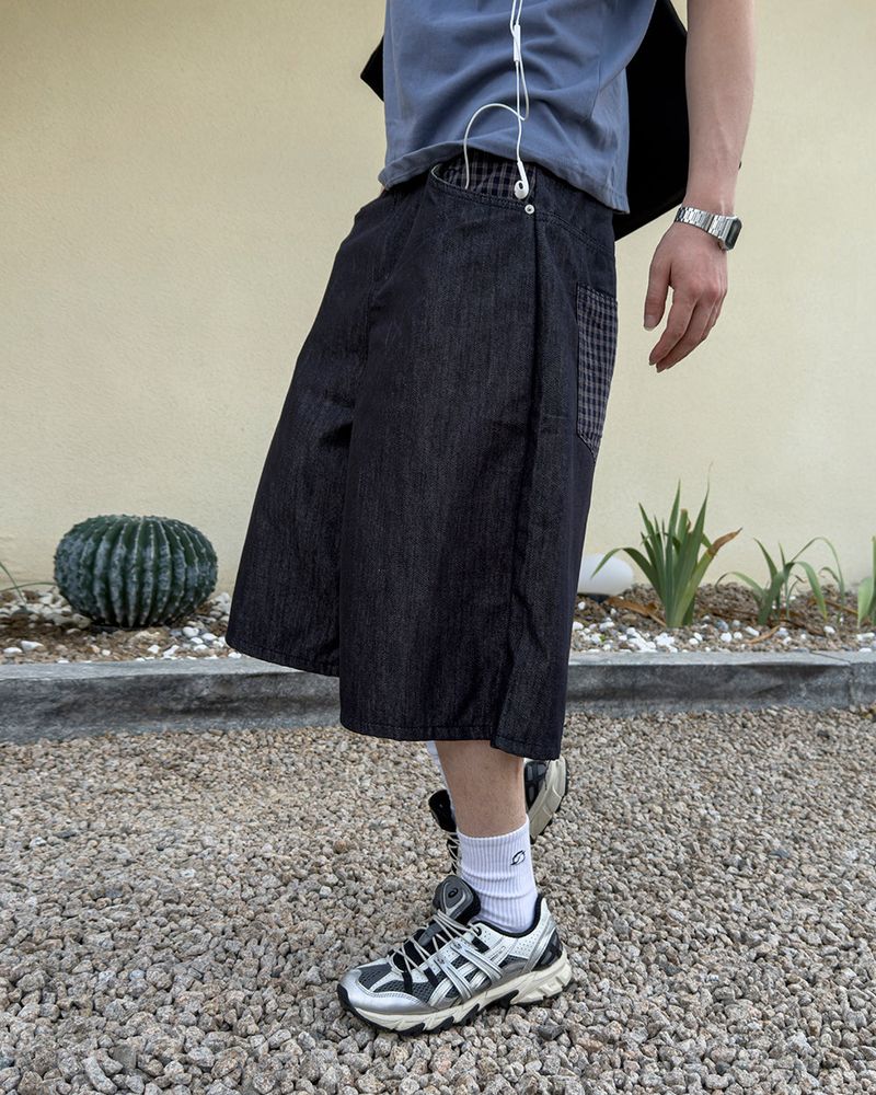 JIIGEUM（ジグム）の「Haven Check Pocket Bermuda Denim Pants（Pants）」