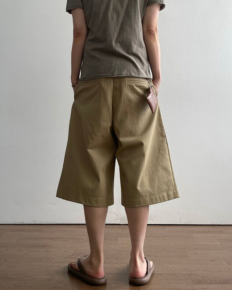 Ease Herringbone Bermuda Denim Pants