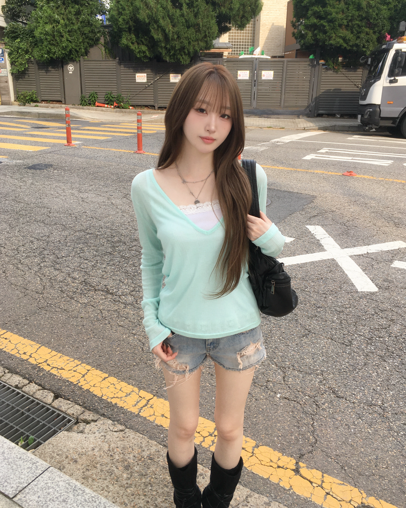 V neck layered T