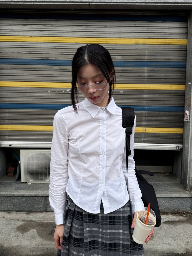  SLIM LINE CROP SHIRT