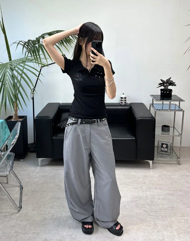Lasso Eyelet Lettering Collar Tee