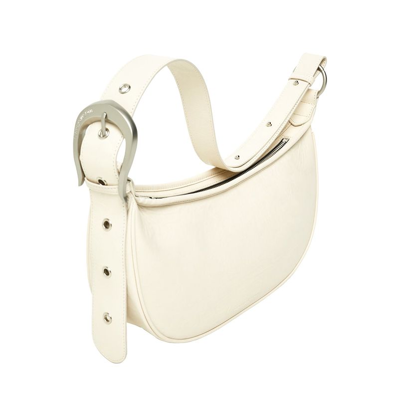 IUGAMAKARAS（イウガマカラス）の「H-Buckle Soft Leather Hobo Bag (ivory)（Bags）」