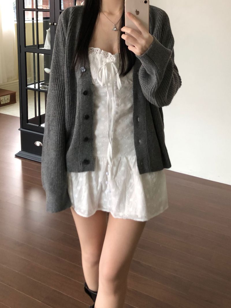 V-knit cardigan (2 colors)