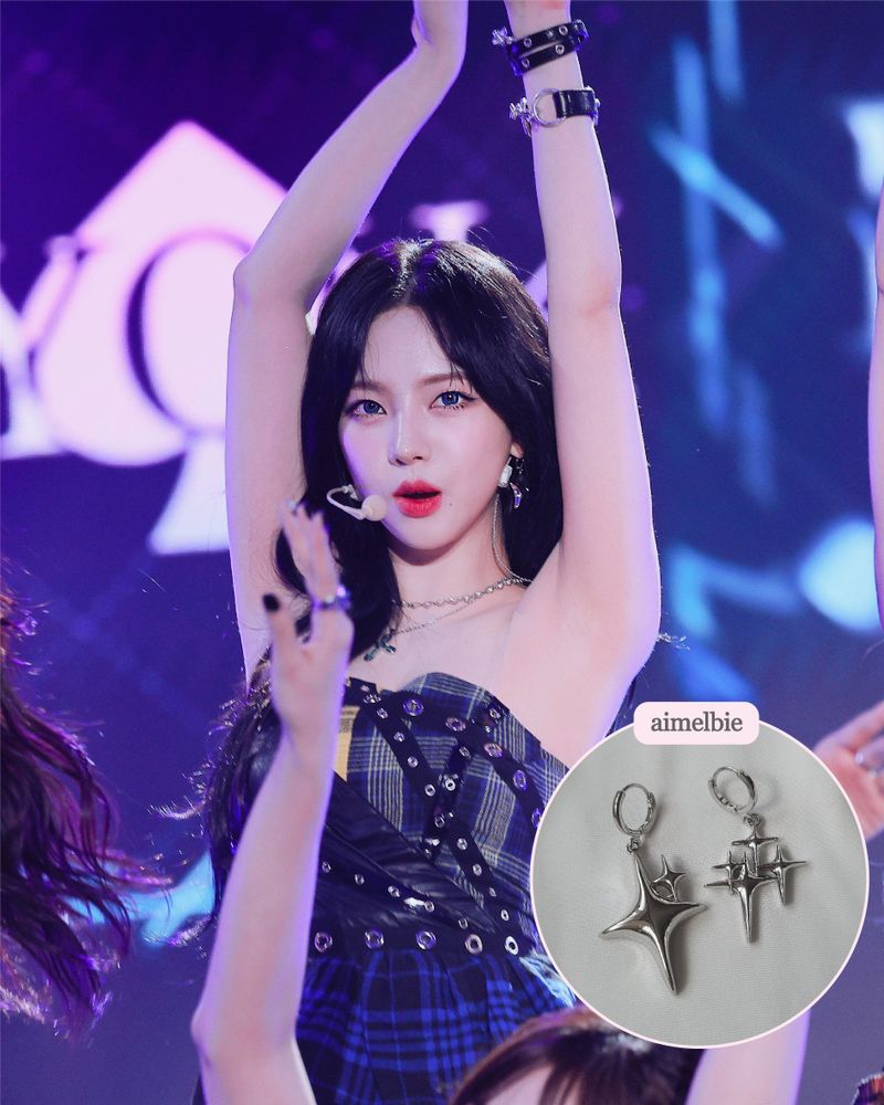  [Aespa Karina, IVE Gaeul Piercing] Sparkle Sparkle Huggies Piercing