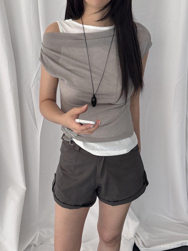 ROIA(ロイア)の「Kelsey Two-Way Off-Shoulder T-Shirt(Tops)」
