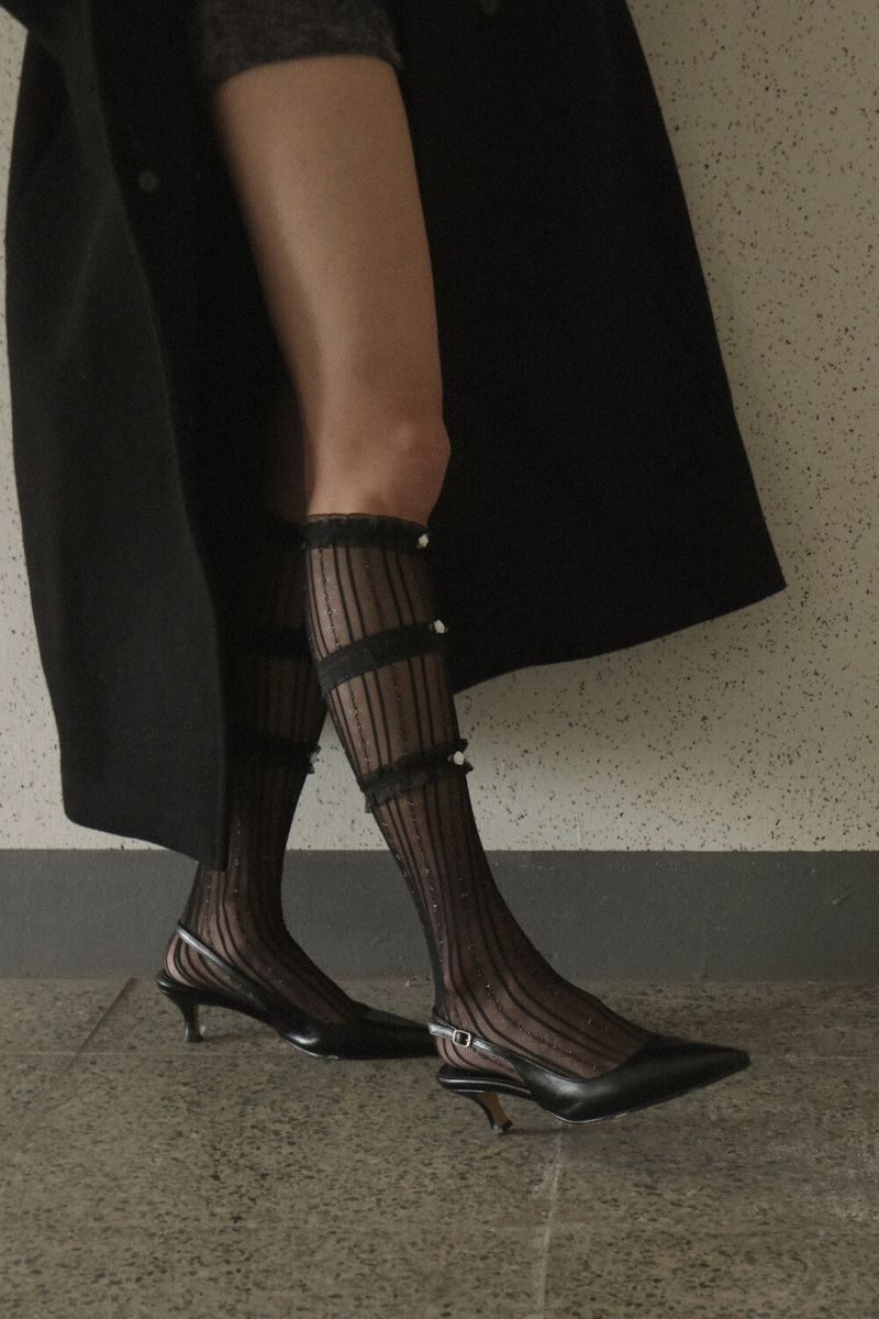 mini flower half stocking (black)