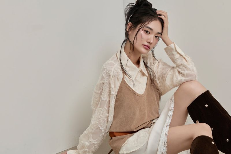Feather Lace Overfit Shirt_Cream