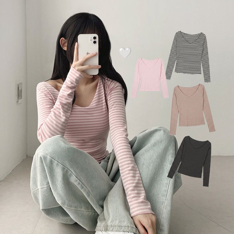 hijjoo（ハイチュー）の「Yeori Dangara Wide Neck Slim Long Sleeve T-shirt （Tops）」