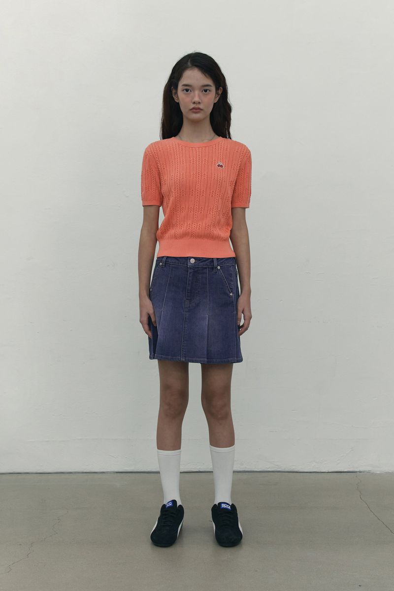 CHERRY DENIM PLEATS MINI SKIRT [BLUE]