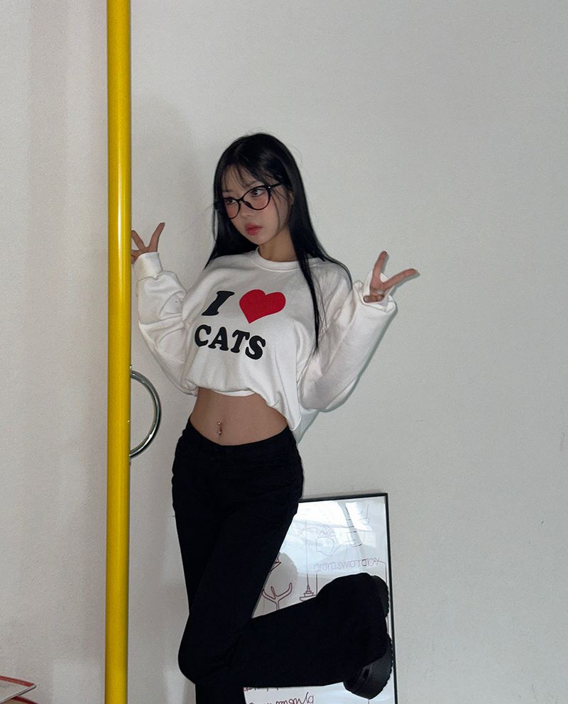 アイラブクロップドスウェットシャツ