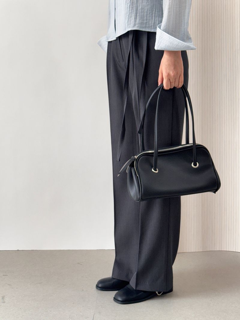 Lucen Strap Pintuck Semi-Wide Slacks Pants