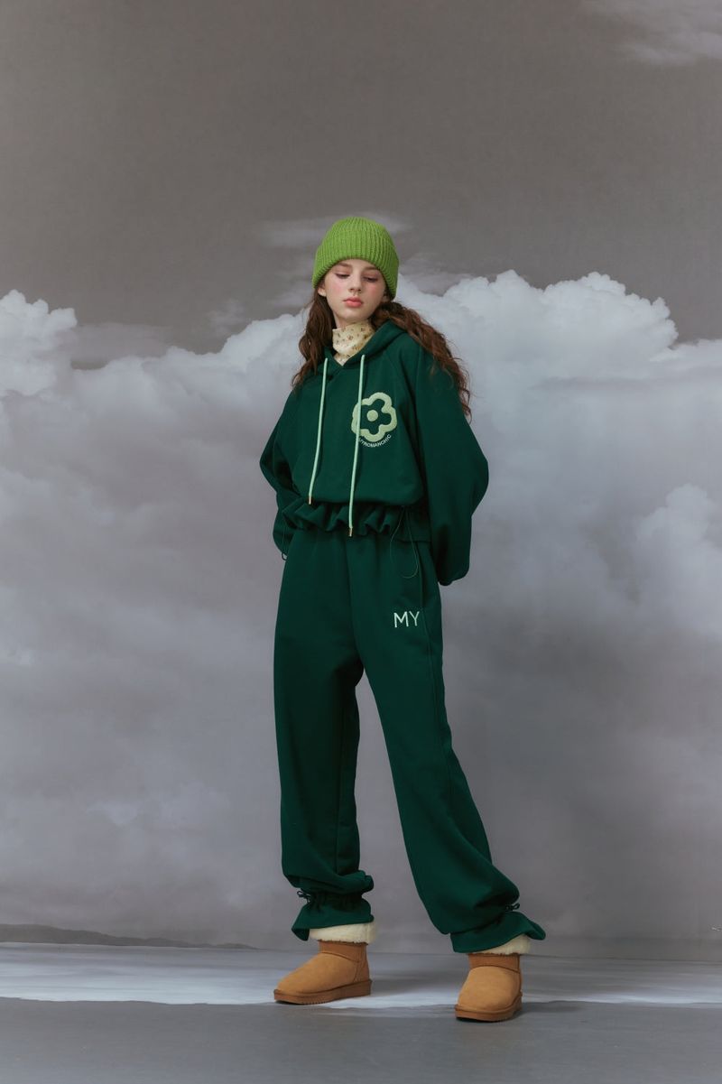ROMANCHIC（ロマンシック）の「Waist string hoody（Tops）」