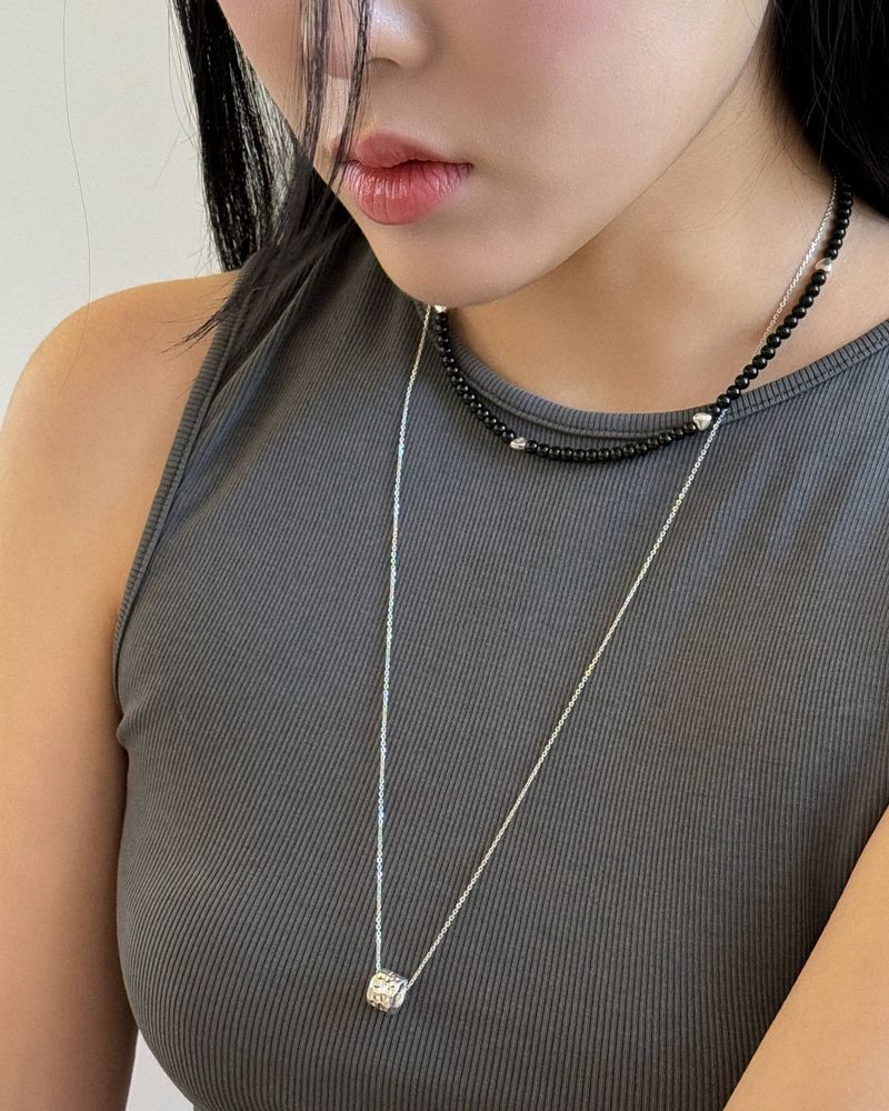 Noir heart choker necklace (silver)