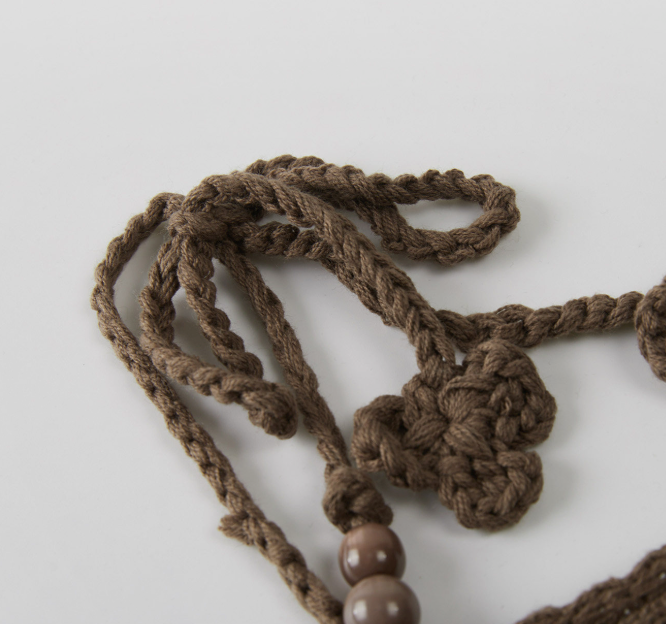 Blanc Crochet Ribbon Strap Knit