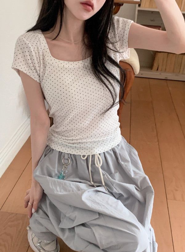 SHOPPERLAND(ショッパーランド)の「Dot Slim U-neck Short Sleeve T-shirt (3color)(Tops)」