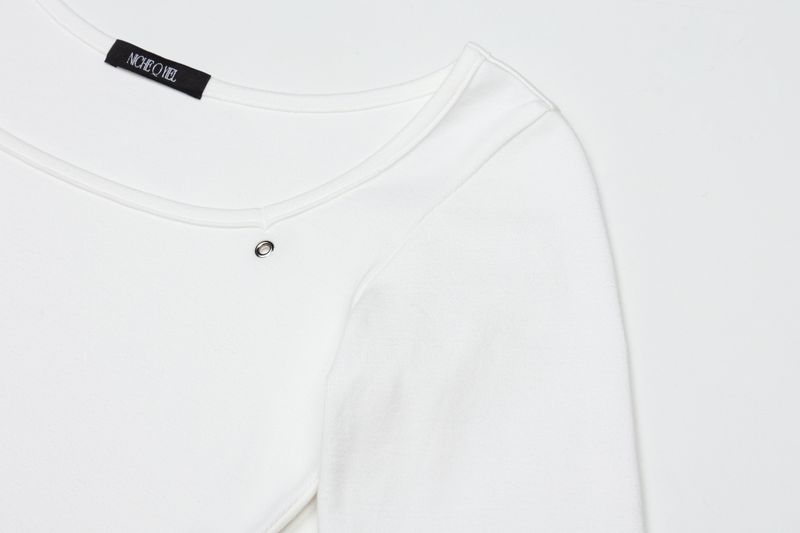Eyelet side-cut tee (white)