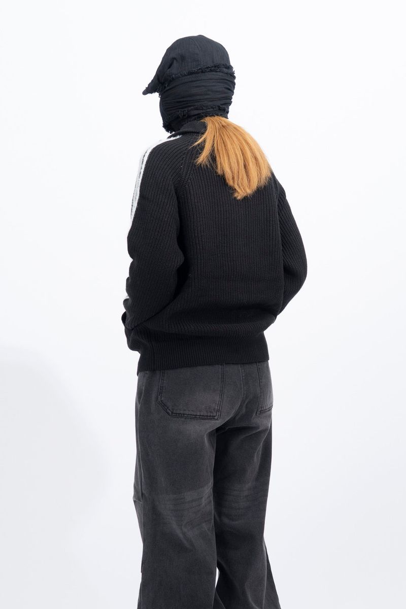 Tiny Hairy Line Knit Zip Up
