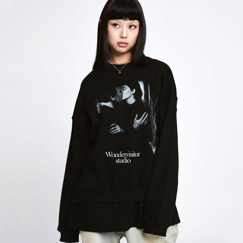 wonder visitor（ワンダービジター）の「KISS Sweatshirt [Black]（Tops）」