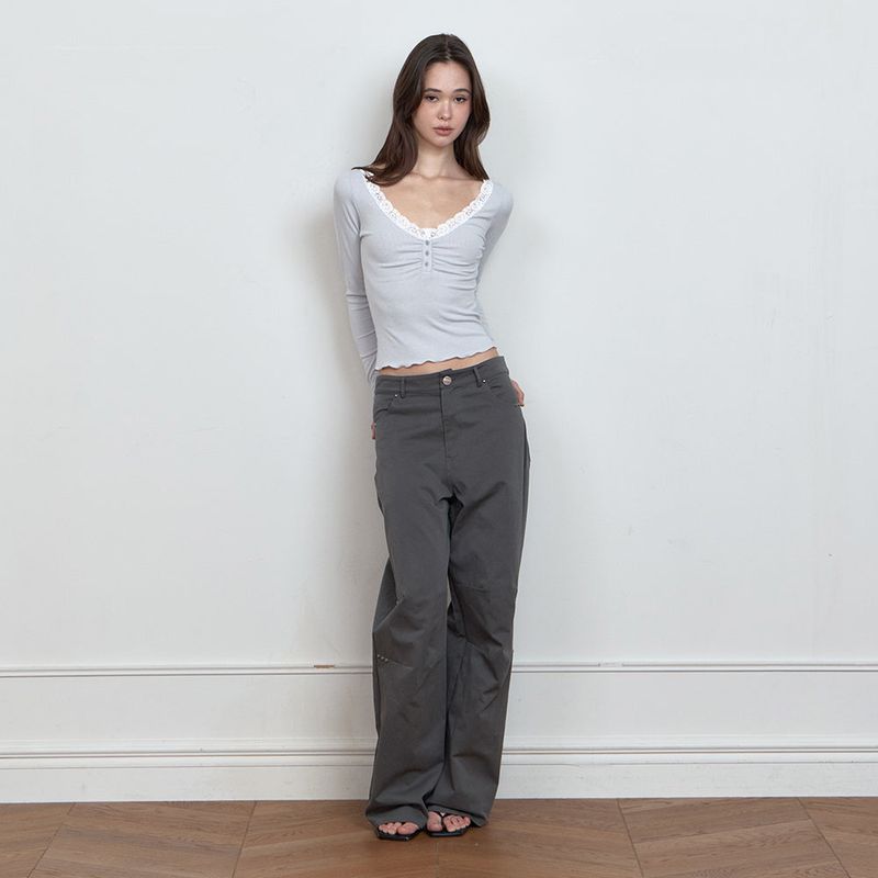 C STUDDED WIDE CHINO PANTS_CHARCOAL